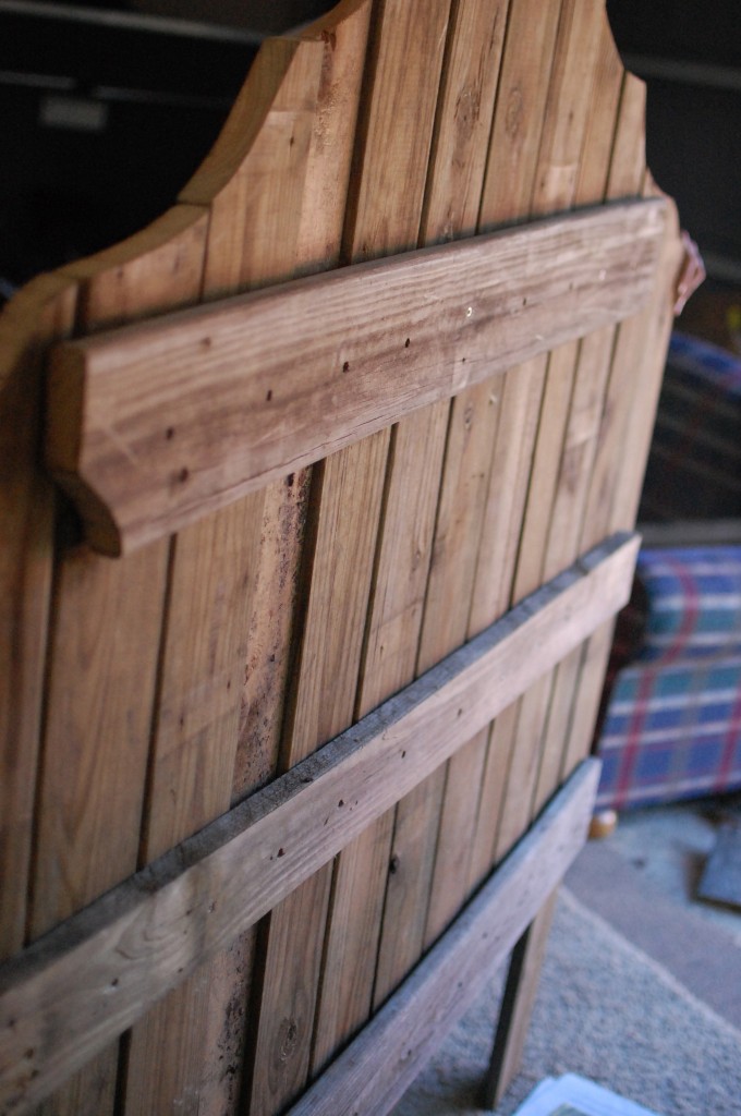 how to make a wooden headboard