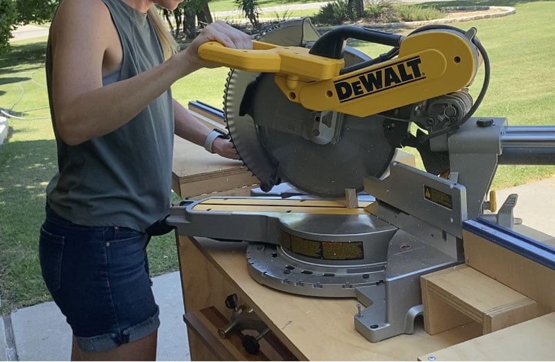 Drop saw on sale work bench