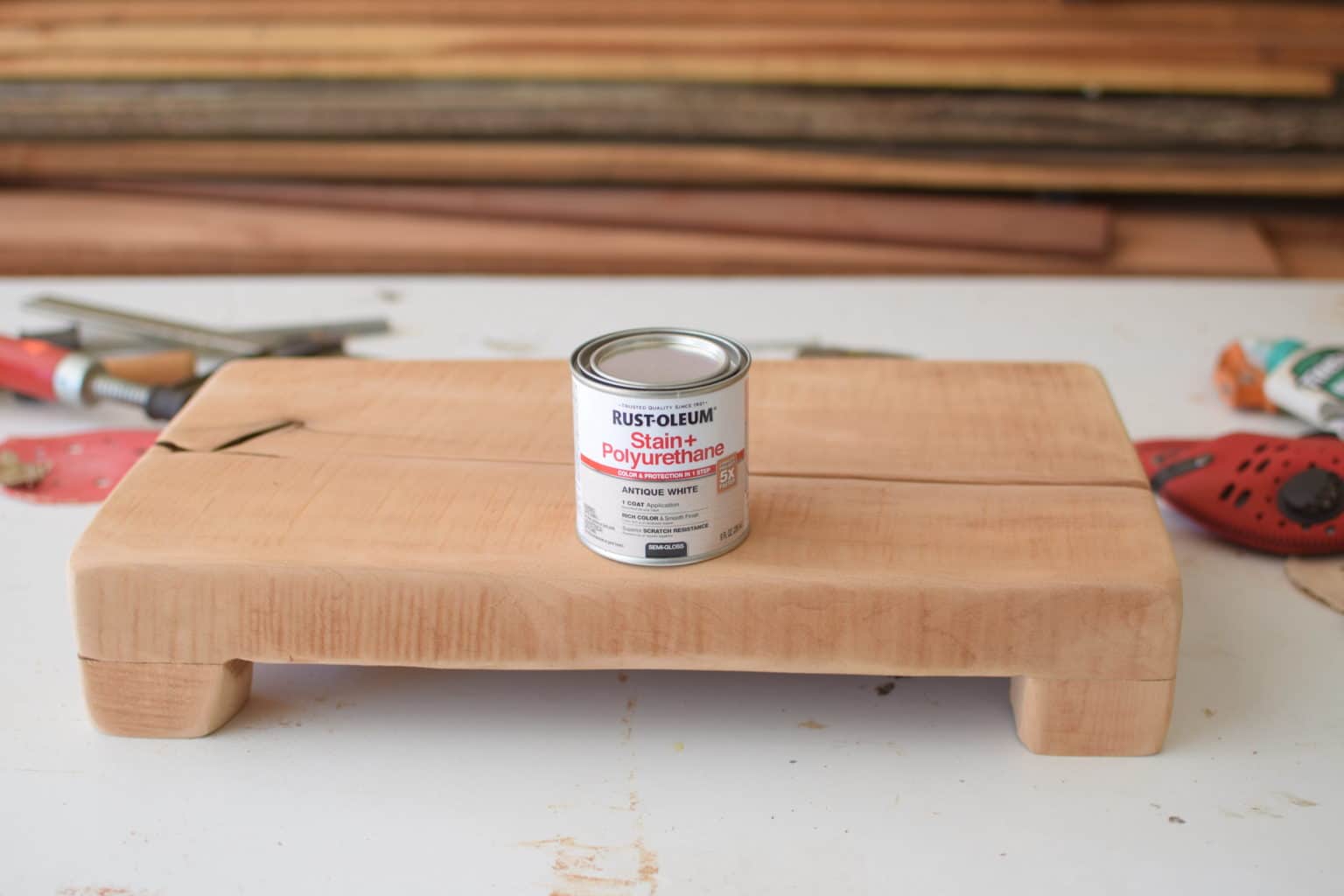 How to Make a Vintage-Looking Wooden Riser: 4 Steps