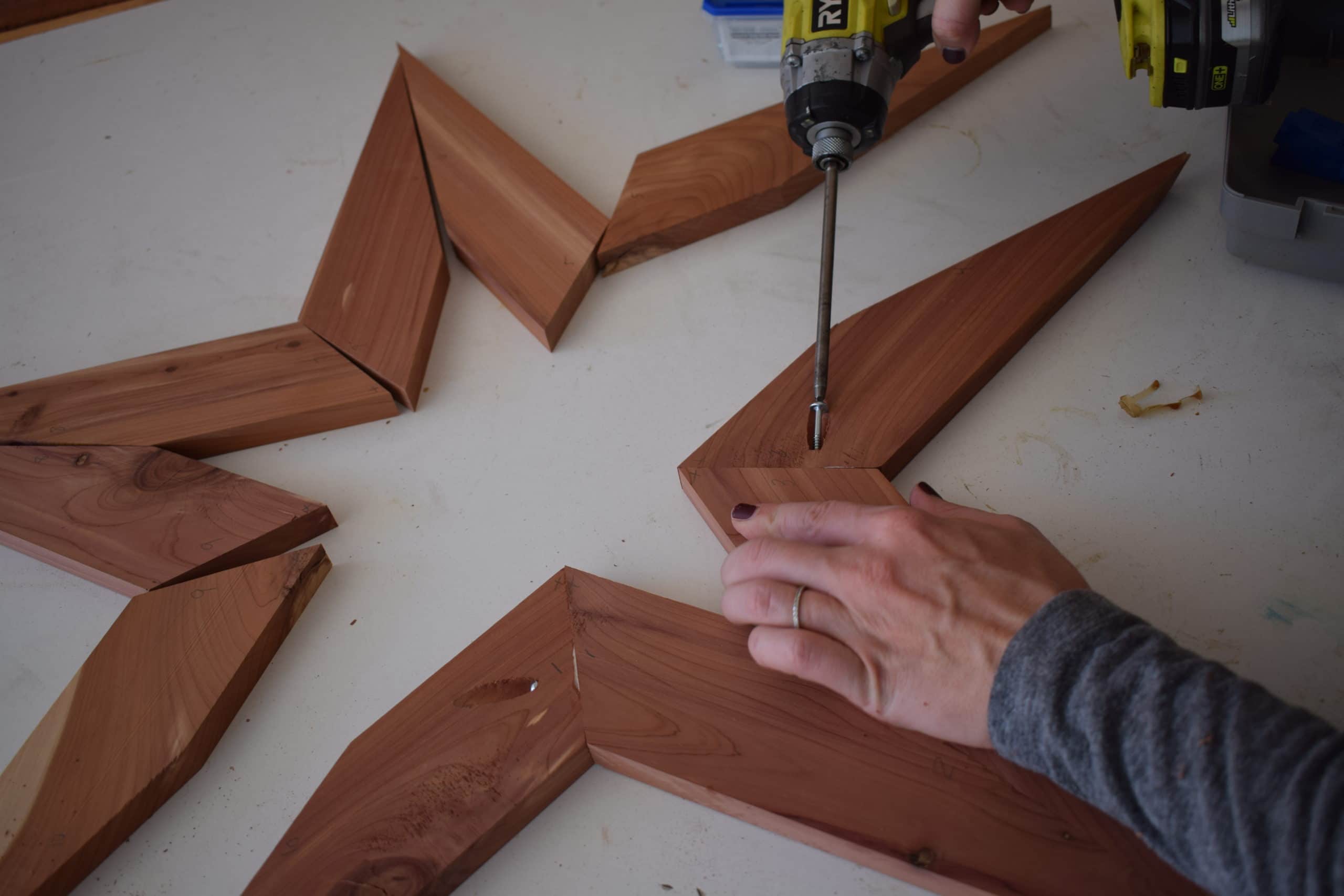 How to make a wood star