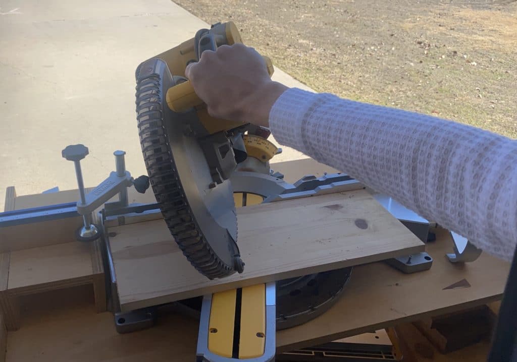 compound miter saw