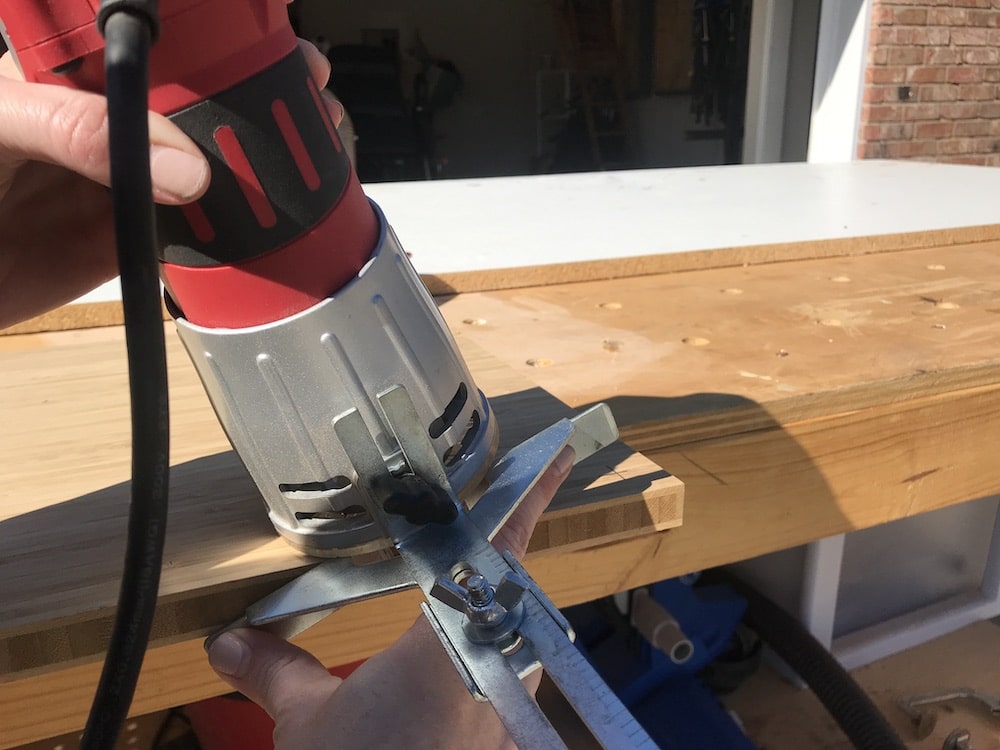 Router groove jig