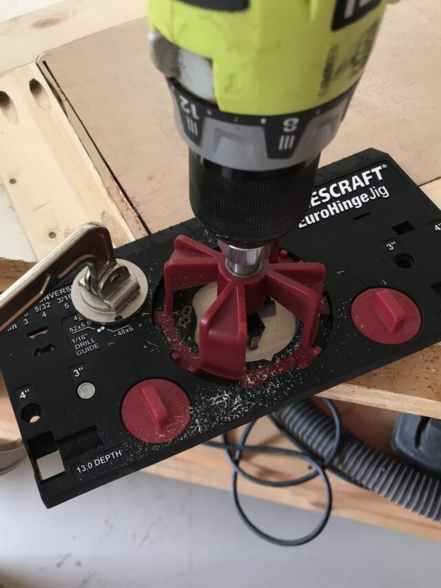 drill cup hole with eurohingejig