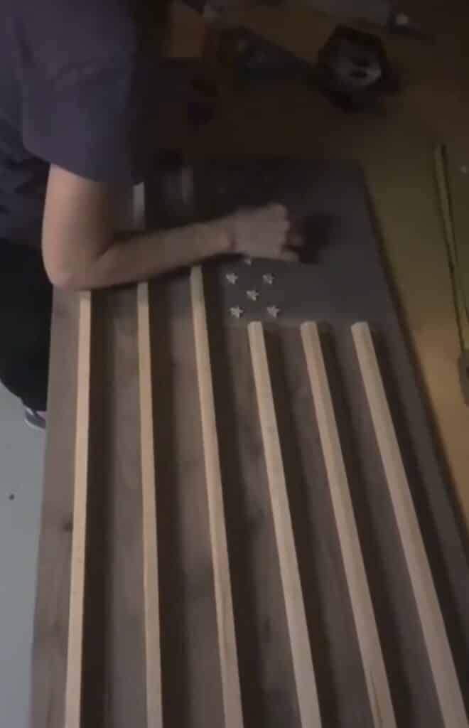 how to add stars to wooden american flag