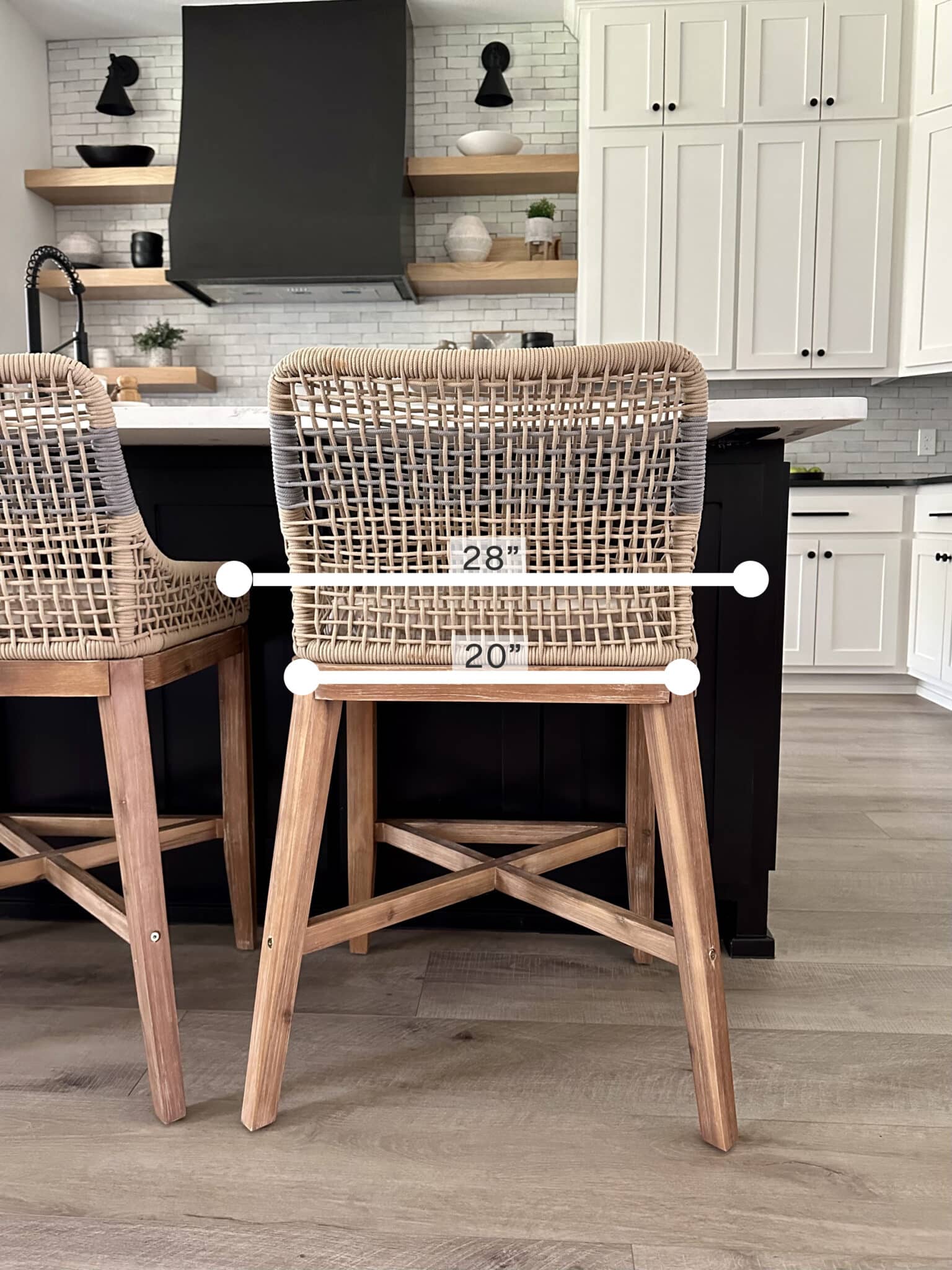 All About Bar Stools for the Kitchen Island: A Size Guide