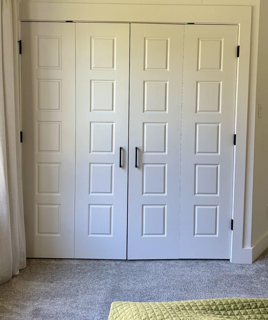 reach in closet bifold doors